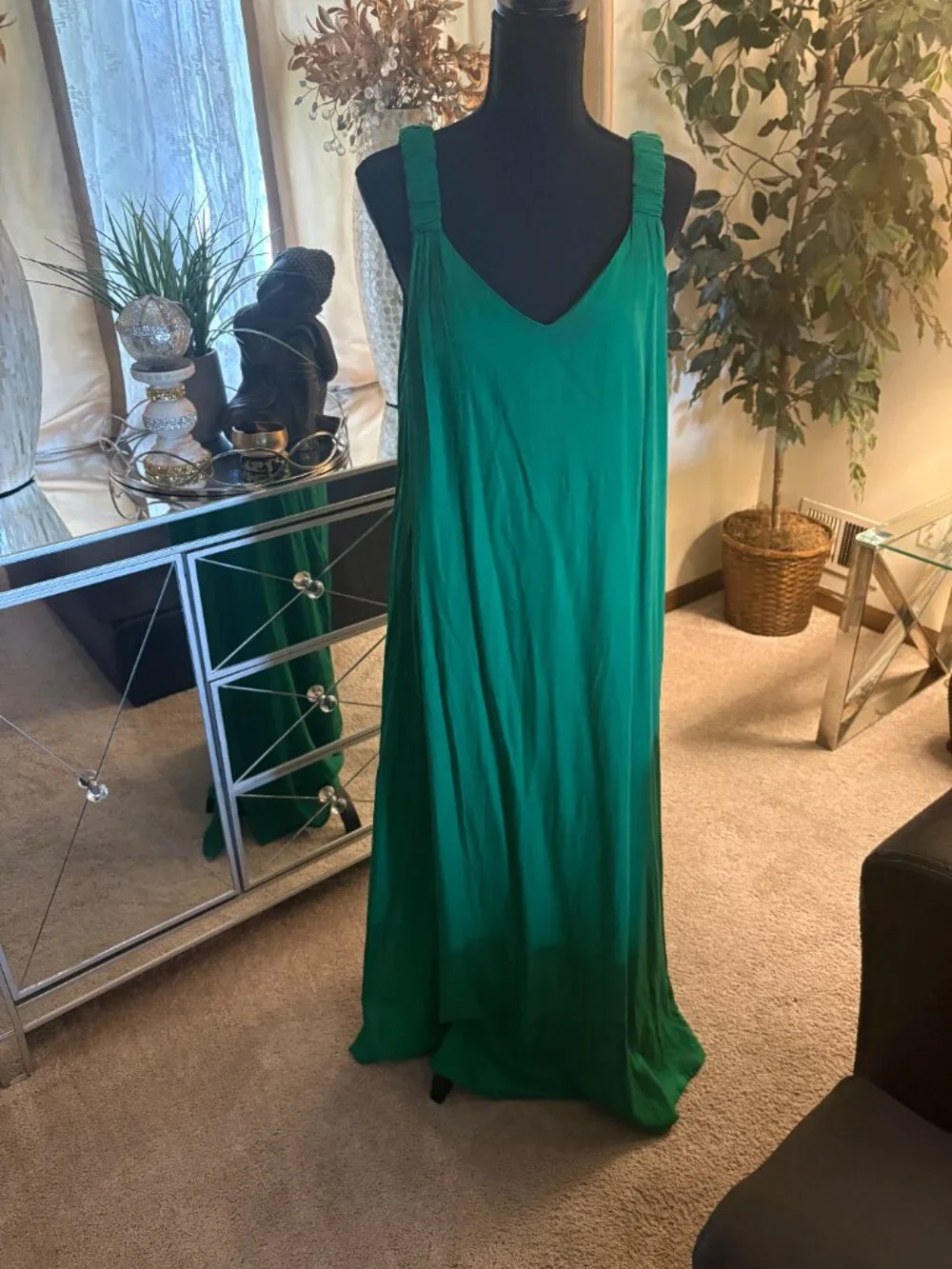 VINCE CAMUTO SLEEVELESS MAXI DRESS - Picture 5 of 7